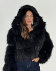Pelliccia in volpe nero N132 - taglio verticale- bomber in volpe con cappuccio pelo lungo