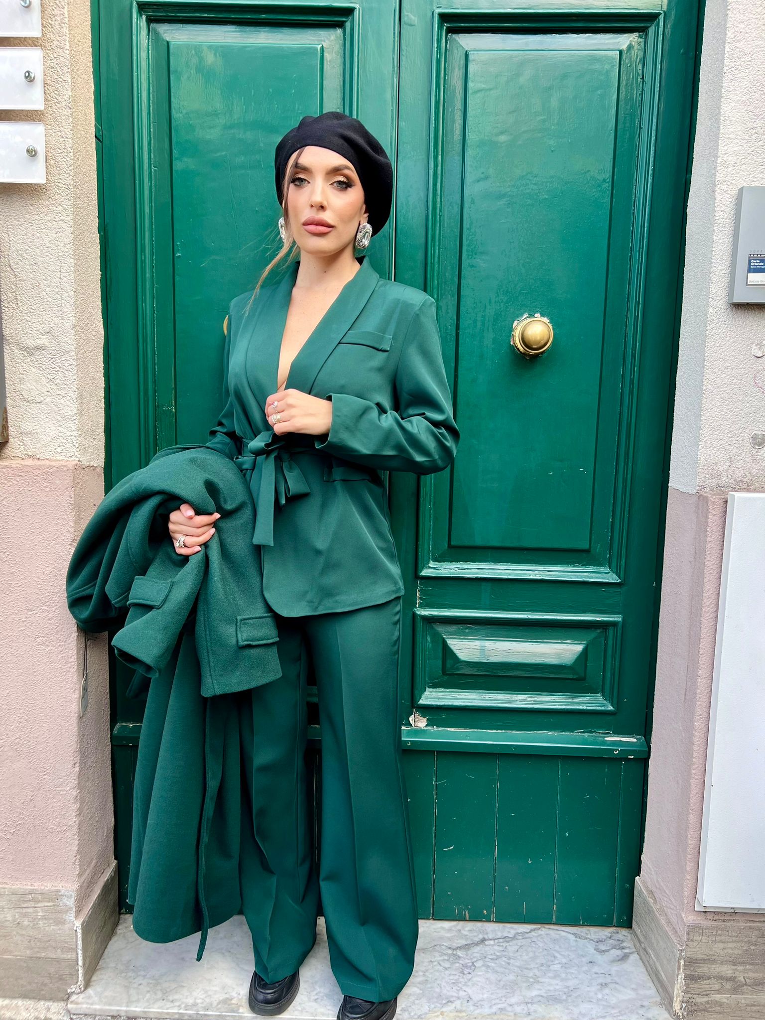 Tailleur Agatha - Tailleur -Jacke mit Bug im Leben und Pfotenhosen