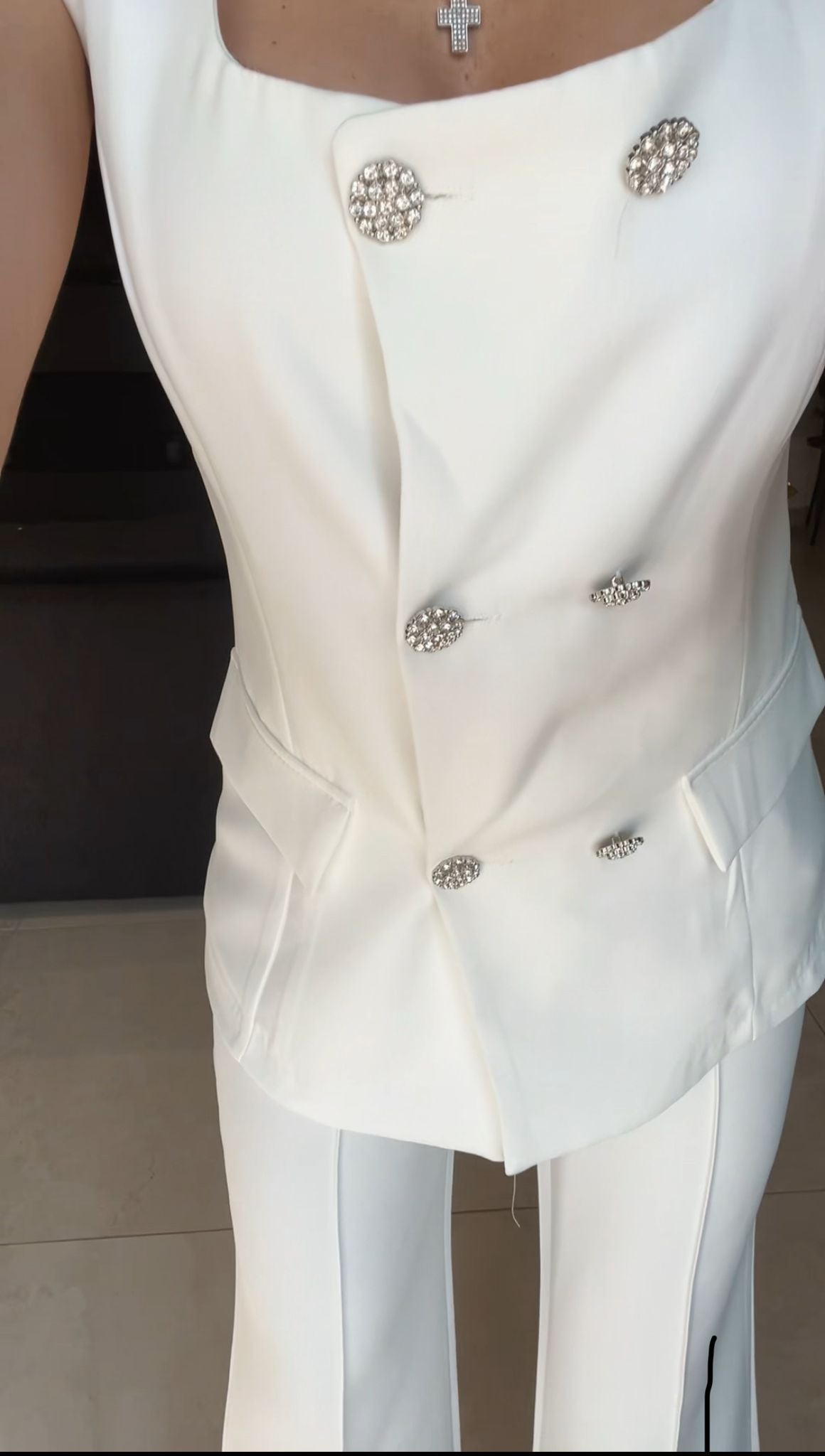 Coix de coiffure - gilet complet avec boutons et pantalons de bijoux