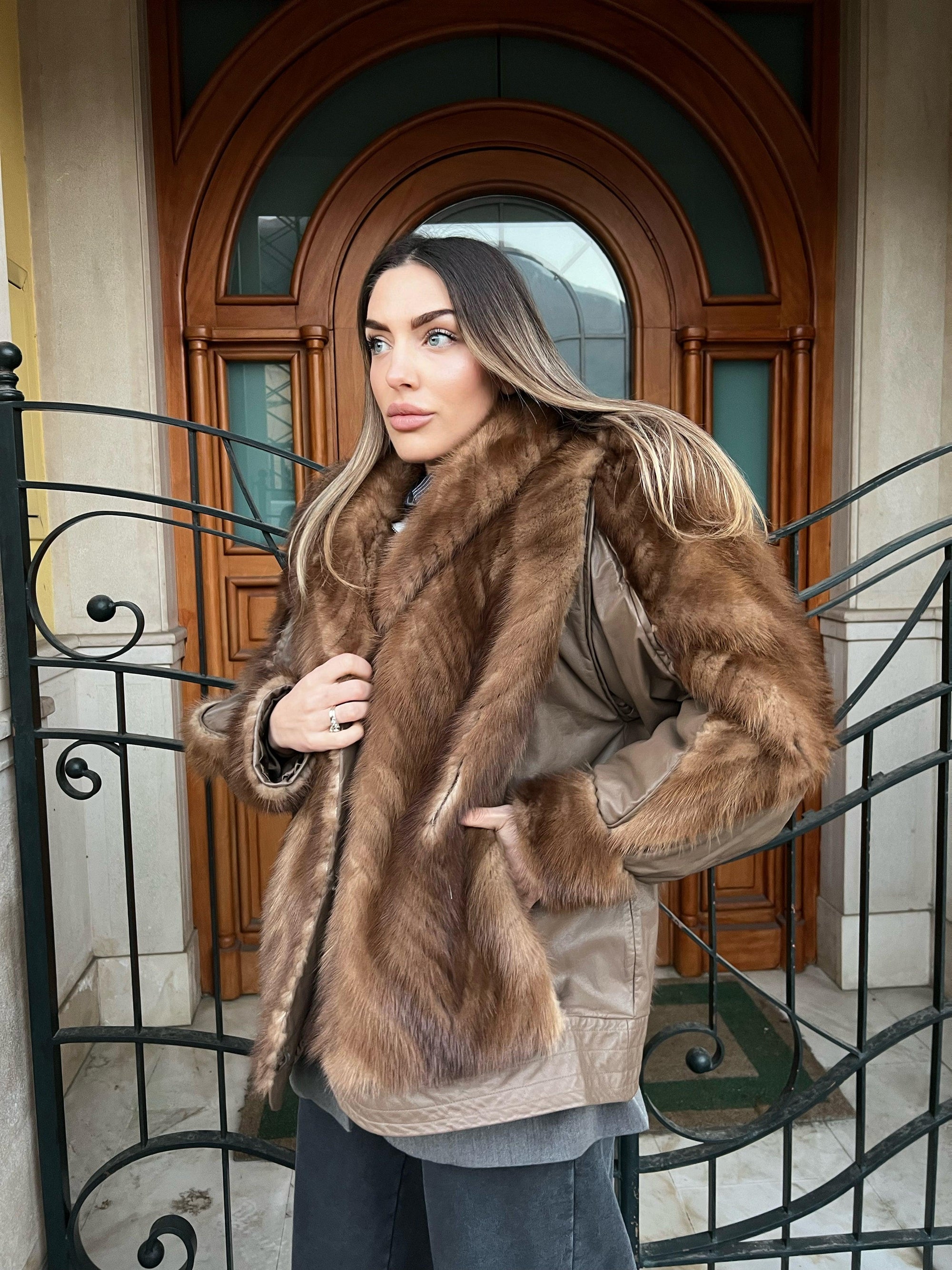 Pelliccia in visone con inserti in pelle  - limited edition - best quality - N28- pelliccia vintage non ecologica - real fur - special price - limited Edition