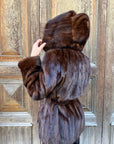 Vertical cut mink - dark brown